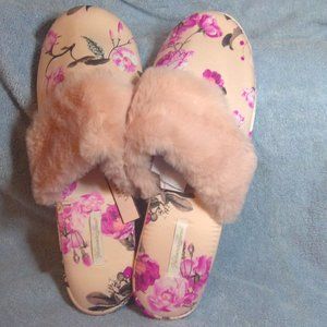 Victoria's Secret Slippers
